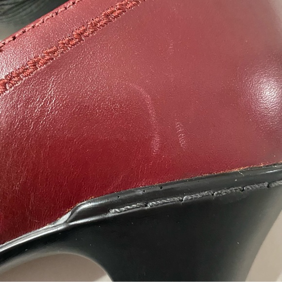 NWOB Clarks Mary Jane Deep Red Leather Buckle Strap Short Heel Shoes Size 7.5M - Picture 13 of 14